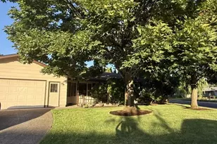 3353 Wisteria St, Eugene, OR 97404 - Photo 1