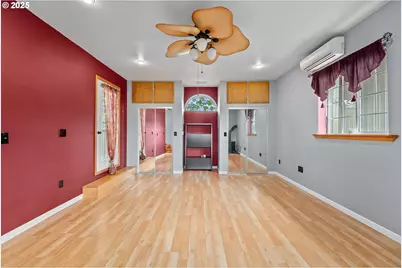 10 SE Kegler Ave, Winston, OR 97496 - Photo 17