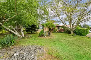 10 SE Kegler Ave, Winston, OR 97496 - Photo 33