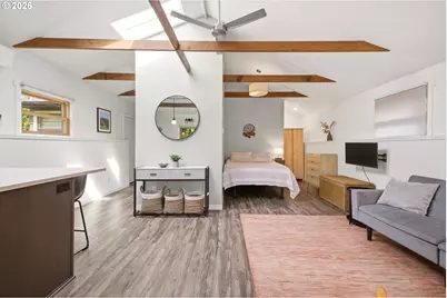 3286 NE Holman St, Portland, OR 97211 - Photo 35