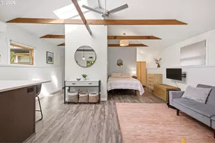 3286 NE Holman St, Portland, OR 97211 - Photo 35