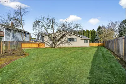 1346 SE 29th Ct, Hillsboro, OR 97123 - Photo 5
