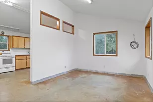 135 SW Wakonda Beach Rd, Waldport, OR 97394 - Photo 33