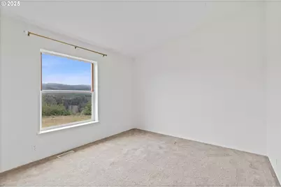 135 SW Wakonda Beach Rd, Waldport, OR 97394 - Photo 25