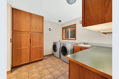 35570 SE Barnum Rd, Sandy, OR 97055 - Photo 41