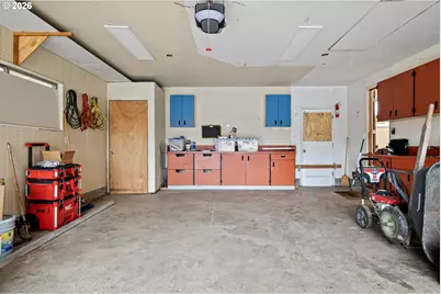 2785 Alyndale Dr, Eugene, OR 97404 - Photo 41