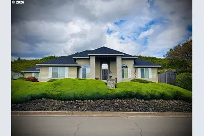 147 Wingfoot Ct, Winchester, OR 97495 - Photo 1