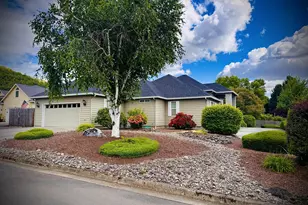 147 Wingfoot Ct, Winchester, OR 97495 - Photo 3