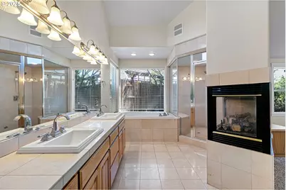 4385 Berry Ln, Eugene, OR 97404 - Photo 17