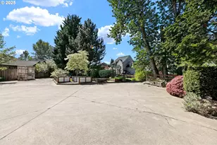 4385 Berry Ln, Eugene, OR 97404 - Photo 33