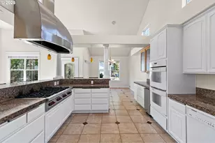 4385 Berry Ln, Eugene, OR 97404 - Photo 13