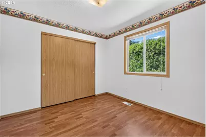 2008 SE 143rd Ave, Portland, OR 97233 - Photo 25