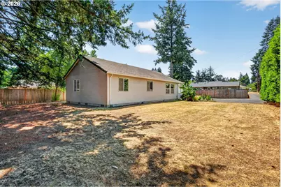 2008 SE 143rd Ave, Portland, OR 97233 - Photo 39
