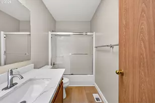 2008 SE 143rd Ave, Portland, OR 97233 - Photo 27