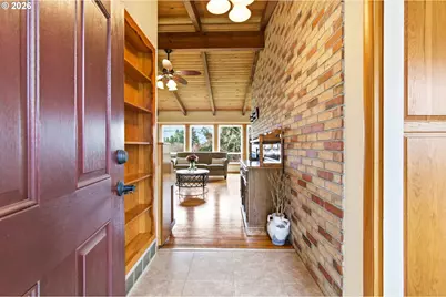 4064 S Barrett St, Salem, OR 97302 - Photo 3