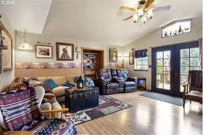 106 Odille Ct, Glide, OR 97443 - Photo 5