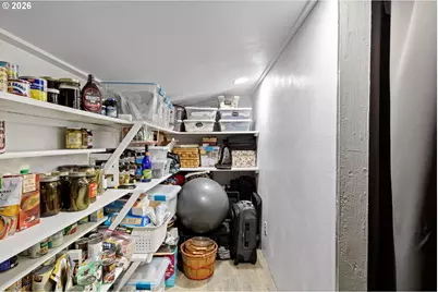 106 Odille Ct, Glide, OR 97443 - Photo 33