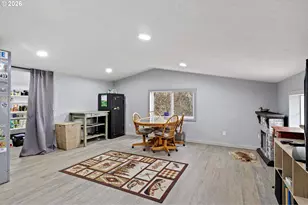 106 Odille Ct, Glide, OR 97443 - Photo 31