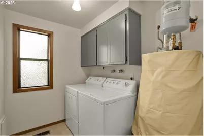 8605 SW 90th Ave, Portland, OR 97223 - Photo 11