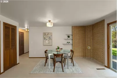 8605 SW 90th Ave, Portland, OR 97223 - Photo 5