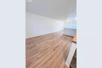 6642 SE 80th Ave, Portland, OR 97206 - Photo 3