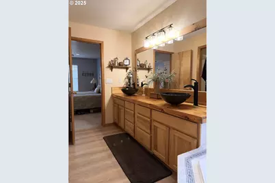 863 W Hartley Ave, Hermiston, OR 97838 - Photo 19