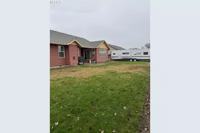 863 W Hartley Ave, Hermiston, OR 97838 - Photo 23