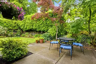 8108 SW 9th Ave, Portland, OR 97219 - Photo 35