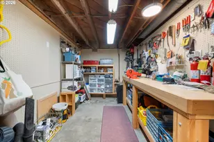 8108 SW 9th Ave, Portland, OR 97219 - Photo 33