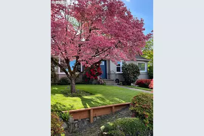 8108 SW 9th Ave, Portland, OR 97219 - Photo 3