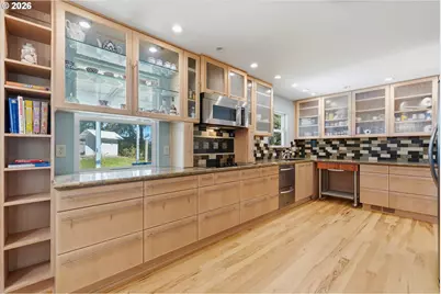 13475 SW Village Glenn Dr, Tigard, OR 97223 - Photo 15