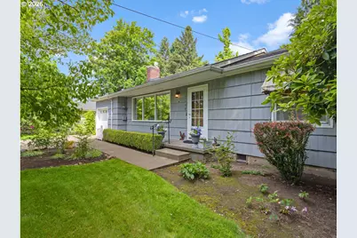 5025 SW Vermont St, Portland, OR 97219 - Photo 3