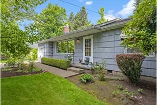 5025 SW Vermont St, Portland, OR 97219 - Photo 3