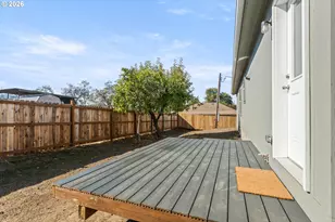 271 SE Robinson St, Winston, OR 97496 - Photo 43