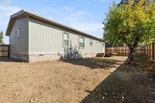 271 SE Robinson St, Winston, OR 97496 - Photo 45