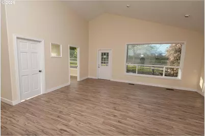 2405 Baseline St, Cornelius, OR 97113 - Photo 5