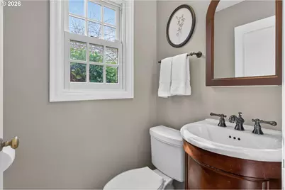 1845 NE Tillamook St, Portland, OR 97212 - Photo 13