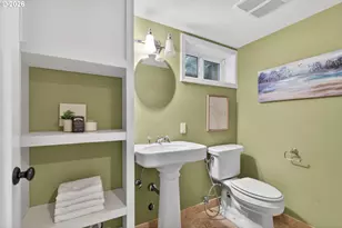 1845 NE Tillamook St, Portland, OR 97212 - Photo 33