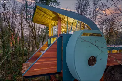 216 NW Royal Blvd, Portland, OR 97210 - Photo 9