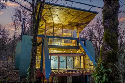 216 NW Royal Blvd, Portland, OR 97210 - Photo 3