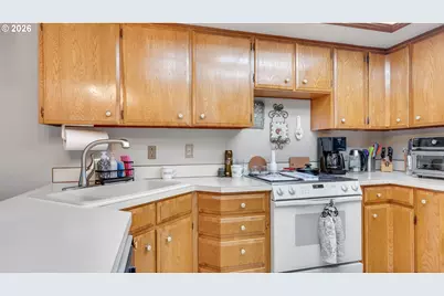 6955 SW Old Highway 47, Gaston, OR 97119 - Photo 13