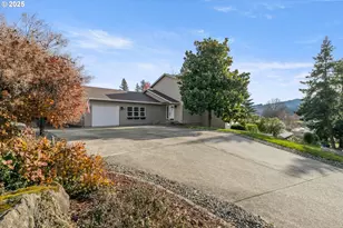 660 Jade St, Sutherlin, OR 97479 - Photo 47