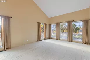 660 Jade St, Sutherlin, OR 97479 - Photo 5