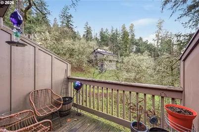 422 Stonewood Dr, Eugene, OR 97405 - Photo 19