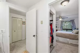 422 Stonewood Dr, Eugene, OR 97405 - Photo 29