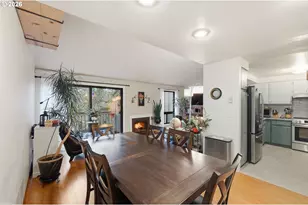 422 Stonewood Dr, Eugene, OR 97405 - Photo 7