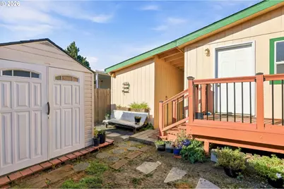 1000 S McKern Ct, Newberg, OR 97132 - Photo 31
