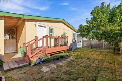 1000 S McKern Ct, Newberg, OR 97132 - Photo 27