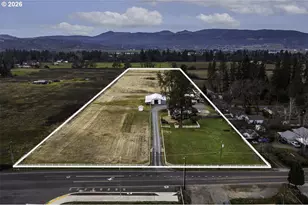 408 Oak Grove Rd, Medford, OR 97501 - Photo 3