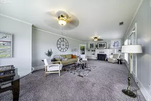 408 Oak Grove Rd, Medford, OR 97501 - Photo 11